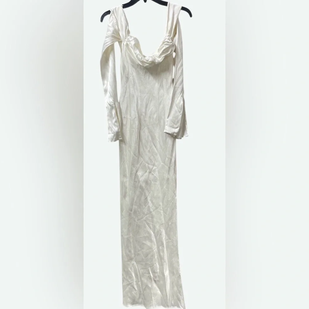 Meshki Giselle Off Shoulder Cowl Neck Maxi Dress White Romantic Formal Gown Sz S - Picture 6 of 10